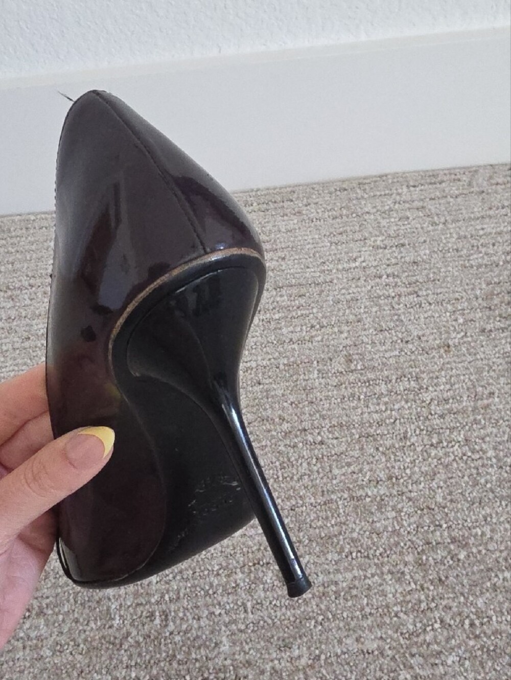 Gucci Patent Leather Peep-Toe Pumps with Gold Horsebit - Deep Purple - Picture 6 of 10